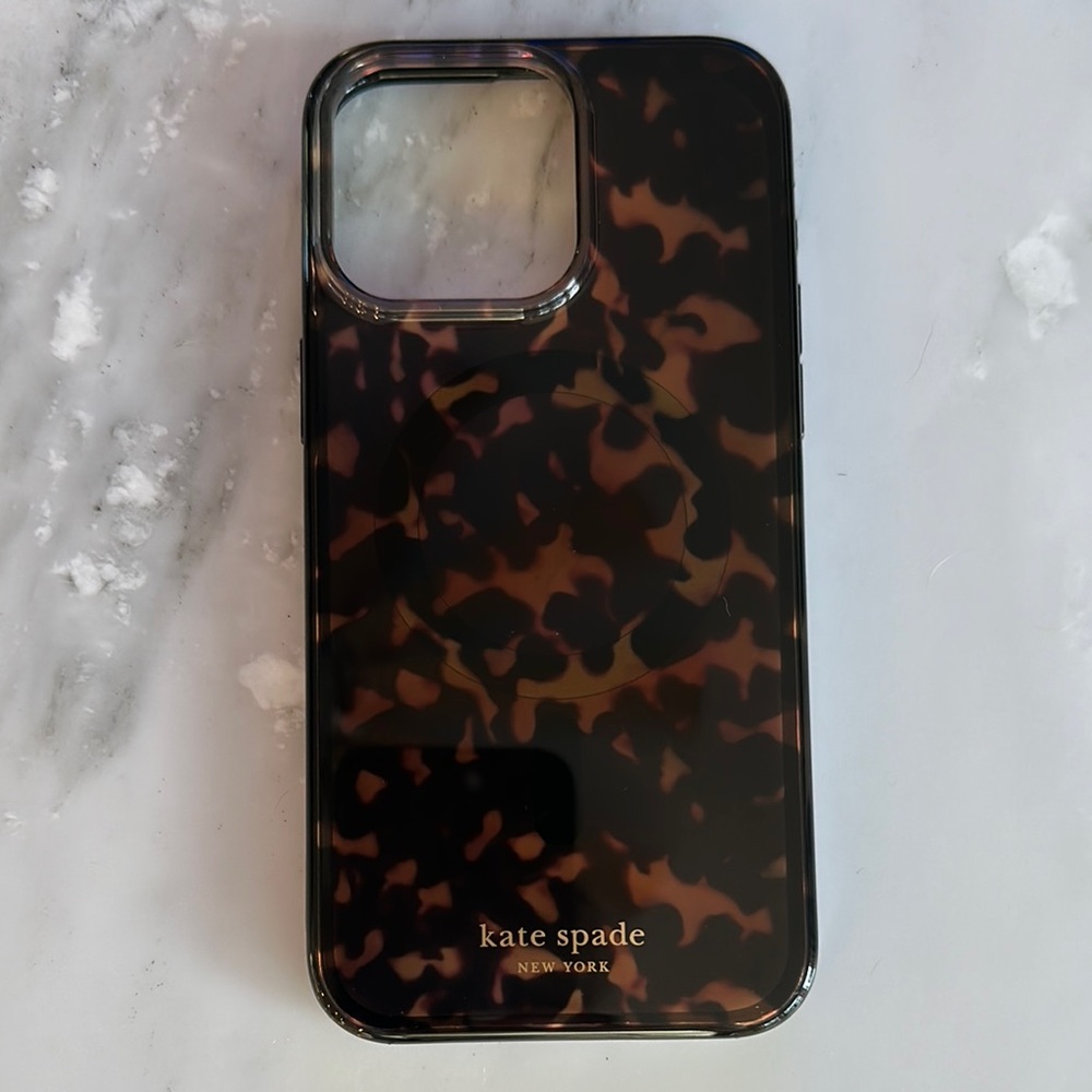 Kate Spade 15 pro max case